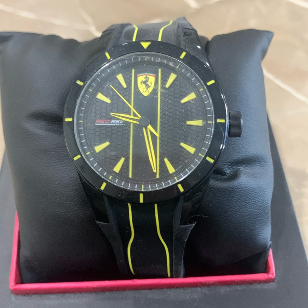 Men’s Ferrari Watch